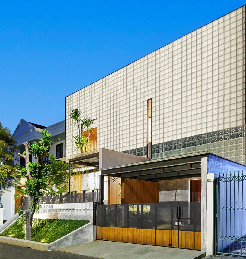 Glass Block Exterior Facades & Elevations